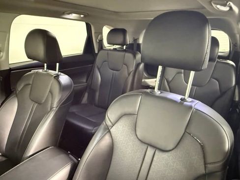 Used 2021 Kia Sorento EX w/ Panoramic Sunroof Package image 30