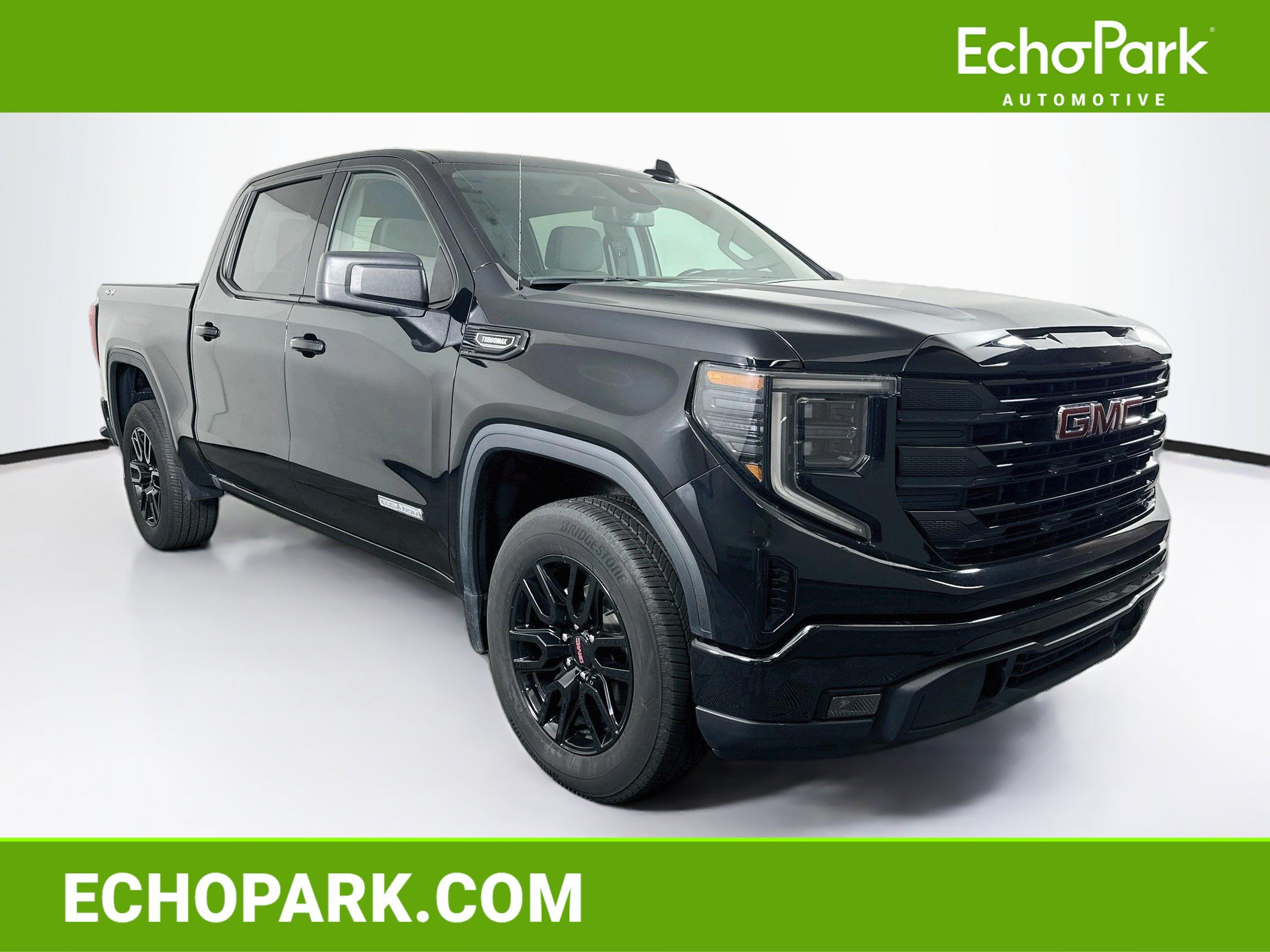 Used 2025 GMC Sierra 1500 Elevation AWD/4WD image 1