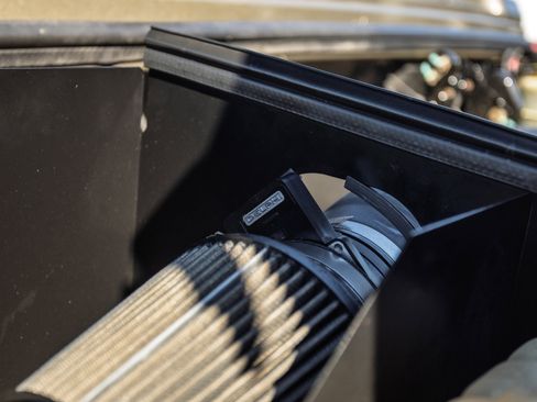 Used 2005 HUMMER H2 SUT w/ Preferred Equipment Group image 36