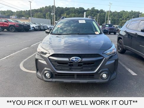 Used 2025 Subaru Outback Premium AWD/4WD image 2