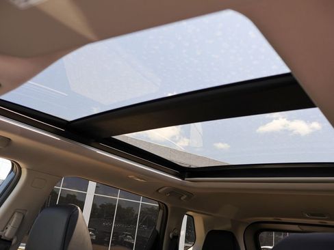 New 2026 Nissan Rogue SV FWD image 9