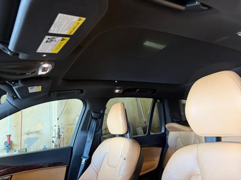 Used 2017 Volvo XC90 T6 Momentum w/ Vision Package AWD/4WD image 25