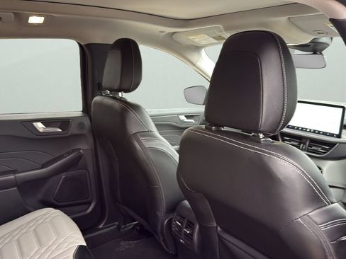 Certified 2023 Ford Escape Platinum w/ Premium Technology Package FWD image 25