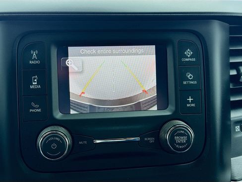 Used 2022 RAM 2500 Tradesman w/ Chrome Appearance Group image 10