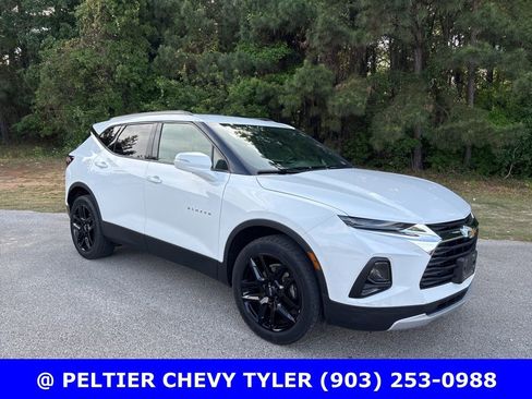 Used 2020 Chevrolet Blazer LT FWD image 1