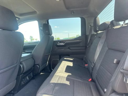 Used 2023 GMC Sierra 1500 Elevation AWD/4WD image 10