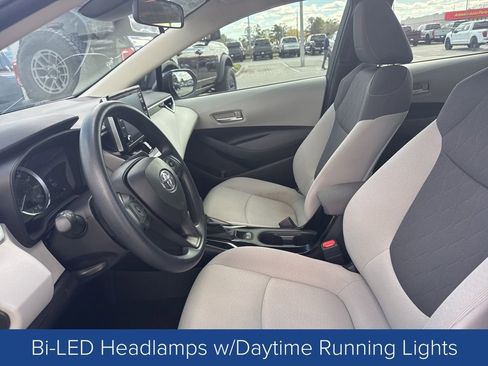 Used 2020 Toyota Corolla LE image 8
