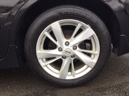 Used 2015 Nissan Altima 2.5 SV w/ Convenience Package image 36