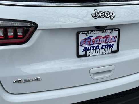 Used 2022 Jeep Compass Limited image 34