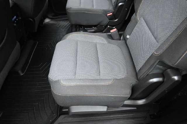 Used 2018 Chevrolet Traverse LT FWD image 23