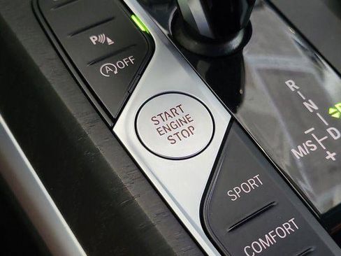 Used 2023 BMW 430i Coupe w/ M Sport Package image 32