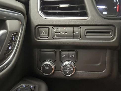 Used 2021 GMC Yukon SLT w/ SLT Premium Package RWD image 52