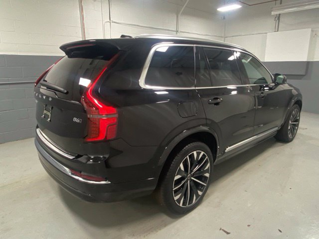 Certified 2026 Volvo XC90 B6 Plus AWD/4WD image 3