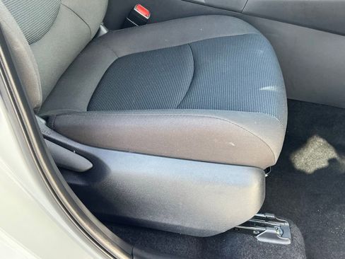 Used 2025 Toyota RAV4 LE image 13