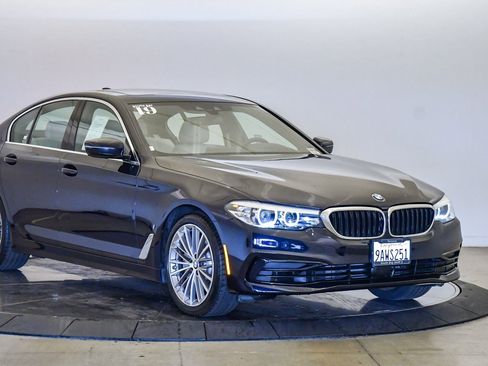 Used 2019 BMW 530e image 6