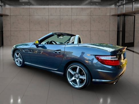 Used 2015 Mercedes-Benz SLK 250 image 21