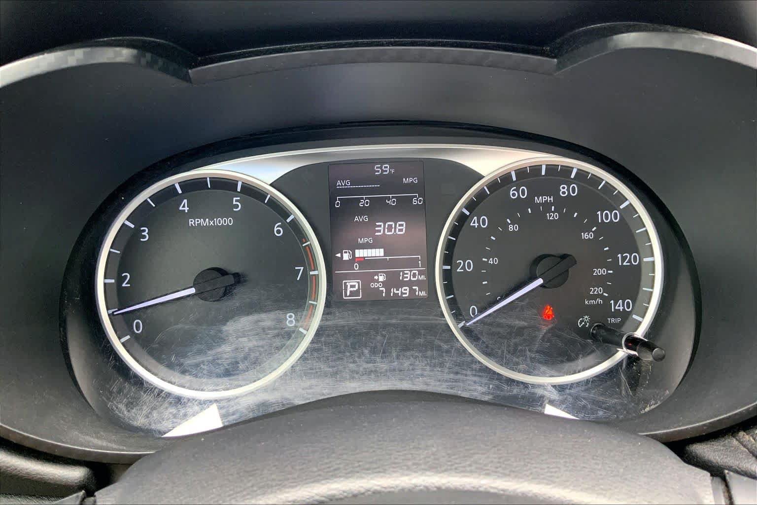 Used 2021 Nissan Versa S FWD image 26