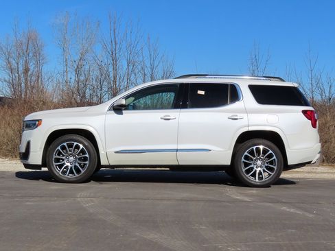 Certified 2022 GMC Acadia Denali w/ GMC Pro Grade Package image 5