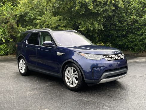 Used 2018 Land Rover Discovery HSE AWD/4WD image 2
