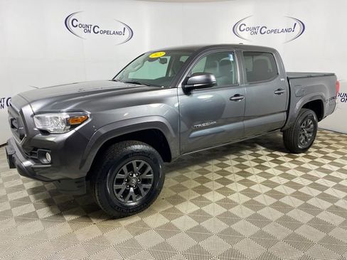 Used 2023 Toyota Tacoma SR5 AWD/4WD image 3