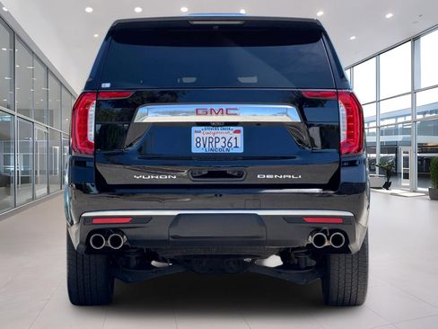 Used 2021 GMC Yukon XL Denali w/ Denali Premium Package RWD image 5