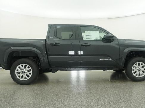 New 2026 Toyota Tacoma SR5 AWD/4WD image 27