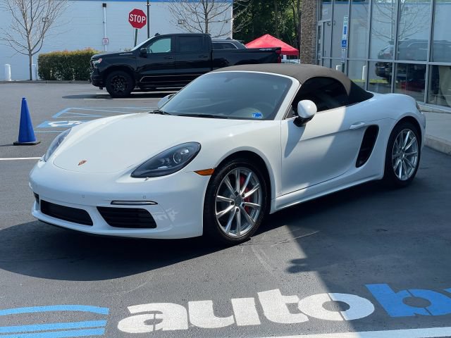 Used 2024 Porsche 718 Boxster S RWD image 7