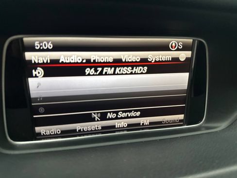Used 2014 Mercedes-Benz E 350 4MATIC Sedan image 17