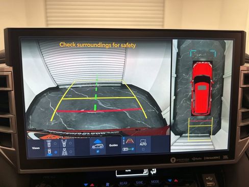 Used 2024 Toyota Sequoia Platinum image 25