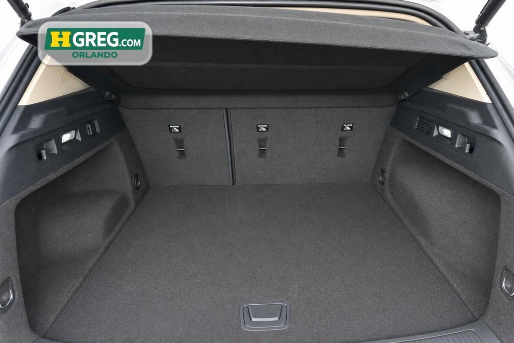 Used 2022 Buick Envision Essence w/ Technology Package I FWD image 17