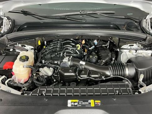 Used 2023 Jeep Grand Cherokee L Limited image 10