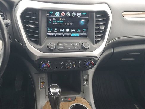 Used 2019 GMC Acadia SLE w/ LPO, Floor Liner Package image 17