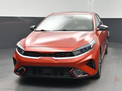 Certified 2022 Kia Forte GT-Line w/ GT-Line Premium Package FWD image 6
