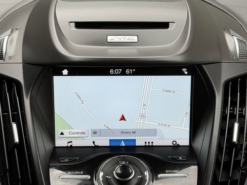 Used 2017 Ford Escape Titanium w/ Equipment Group 301A AWD/4WD image 28