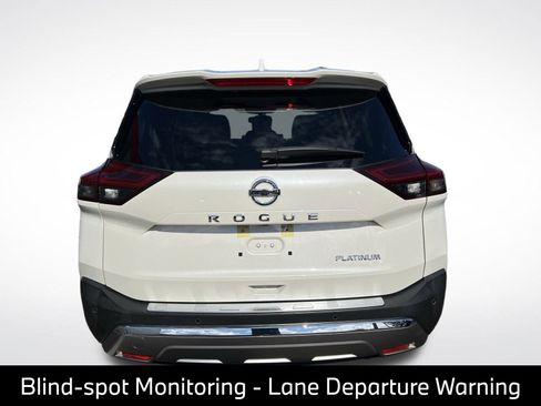 Used 2021 Nissan Rogue Platinum FWD image 8