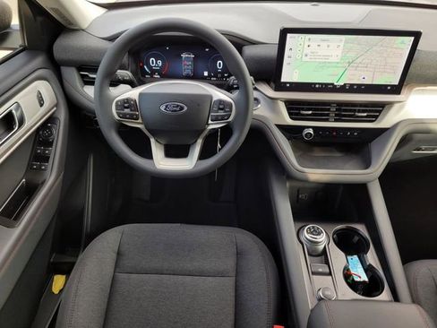 New 2026 Ford Explorer Active image 9