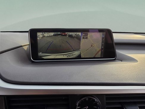 Used 2018 Lexus RX 350L w/ Premium Package image 16