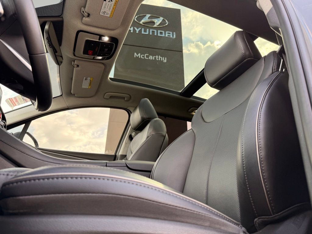 Used 2023 Hyundai Santa Fe Limited FWD image 31