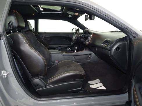 Used 2023 Dodge Challenger R/T Scat Pack image 34