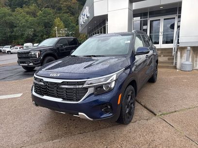 New 2026 Kia Seltos EX w/ EX Sunroof Package