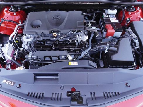 Certified 2022 Toyota Camry SE w/ Convenience Package FWD image 23