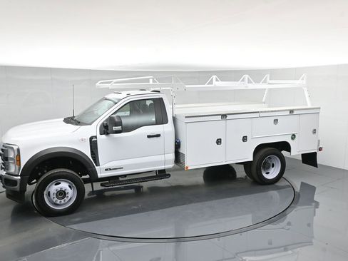 New 2024 Ford F550 4x4 Regular Cab Super Duty w/ XL Chrome Package image 55