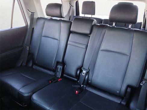 Used 2022 Toyota 4Runner Limited image 9