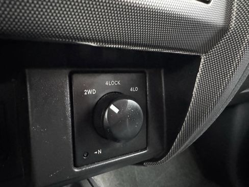 Used 2006 Dodge Dakota SLT image 31