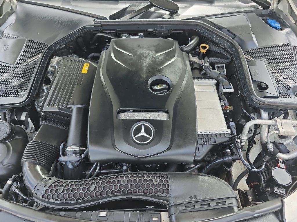 Used 2018 Mercedes-Benz C 300 Cabriolet image 32