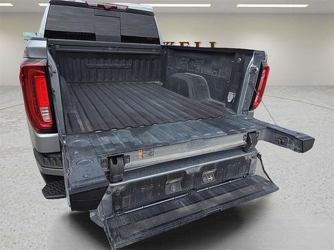 Used 2023 GMC Sierra 1500 Denali Ultimate image 8