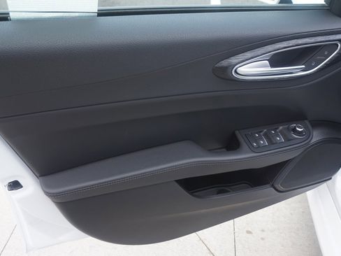 New 2024 Alfa Romeo Giulia Sprint image 12