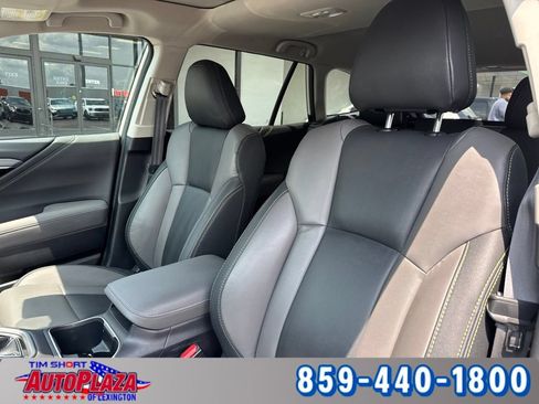 Used 2024 Subaru Outback Onyx Edition AWD/4WD image 33