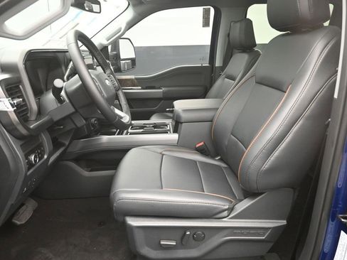 New 2026 Ford F250 Lariat w/ Black Appearance Package image 18