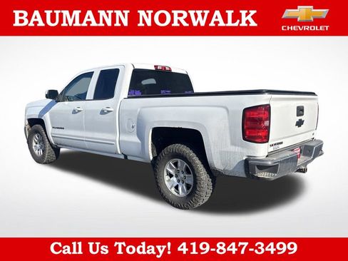 Used 2018 Chevrolet Silverado 1500 LT w/ All Star Edition AWD/4WD image 3